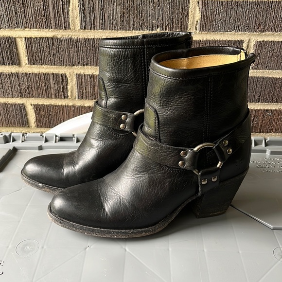 Frye Shoes - Frye black leather boots